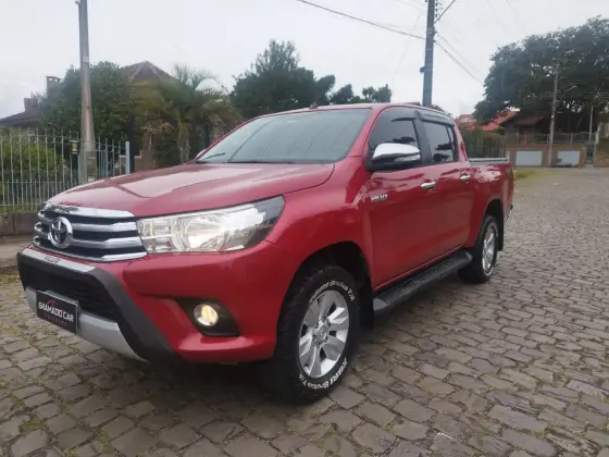 TOYOTA HILUX 2.8 SRV 4X4 CD 16V DIESEL 4P AUTOMÁTICO