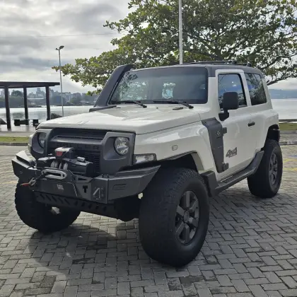TROLLER T4 3.2 XLT 4X4 20V TURBO INTERCOOLER DIESEL 2P MANUAL TROLLER T4 3.2 XLT 4X4 20V TURBO INTERCOOLER DIESEL 2P MANUAL