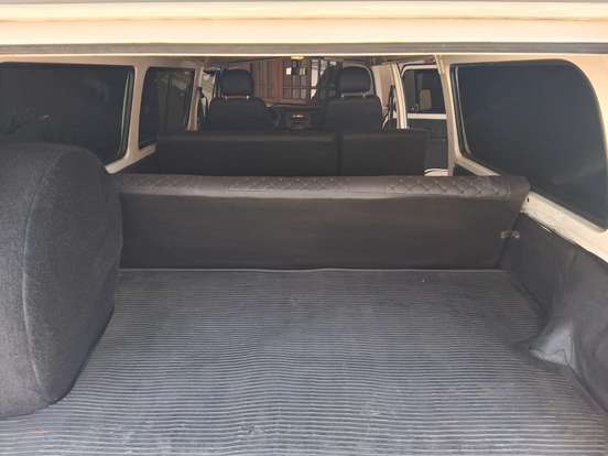VOLKSWAGEN-KOMBI-1.6 MI STD 8V GASOLINA 3P MANUAL VOLKSWAGEN-KOMBI-2003