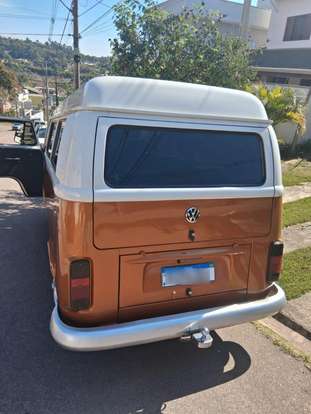 VOLKSWAGEN-KOMBI-1.6 MI STD 8V GASOLINA 3P MANUAL VOLKSWAGEN-KOMBI-2003