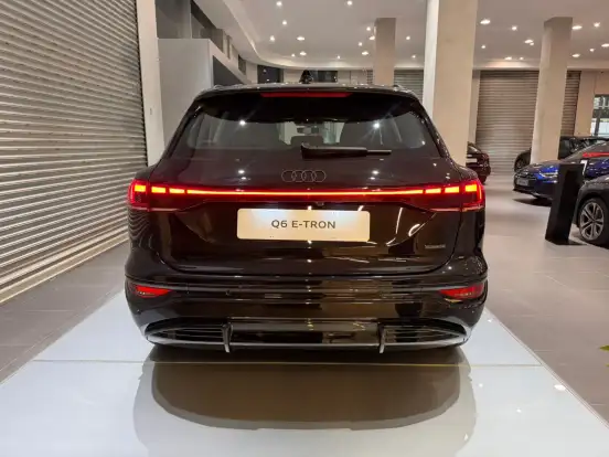 AUDI-Q6 E-TRON-2025