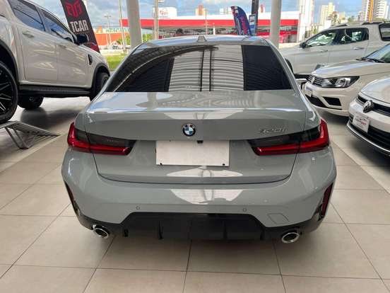 BMW-320i-2.0 16V TURBO FLEX M SPORT AUTOMÁTICO BMW-320i-2024