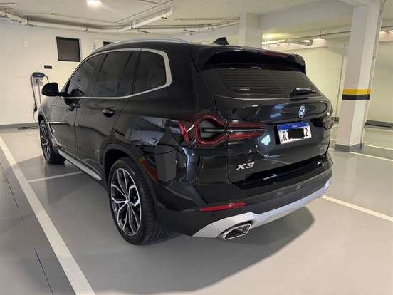 BMW-X3-2022