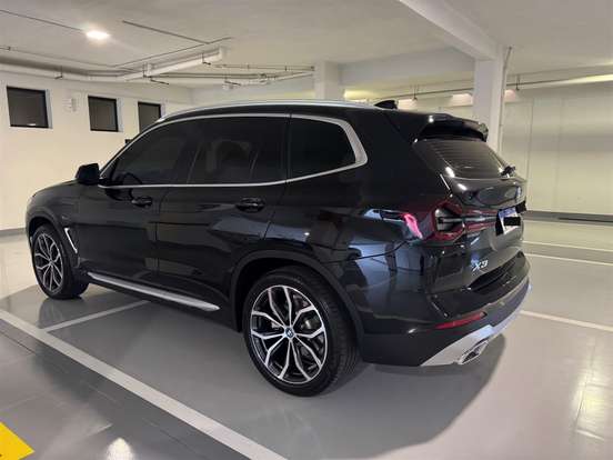 BMW-X3-2022
