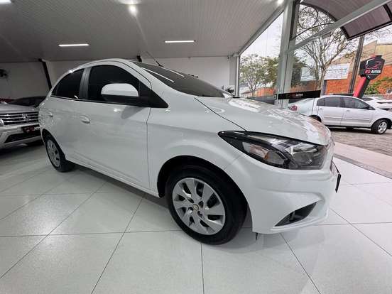 CHEVROLET-ONIX-1.4 MPFI LT 8V FLEX 4P MANUAL CHEVROLET-ONIX-2017
