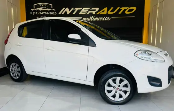 FIAT PALIO 1.0 MPI ATTRACTIVE 8V FLEX 4P MANUAL FIAT PALIO 1.0 MPI ATTRACTIVE 8V FLEX 4P MANUAL