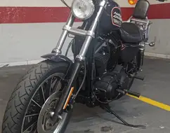 HARLEY-DAVIDSON SPORTSTER XL 883 R HARLEY-DAVIDSON SPORTSTER XL 883 R