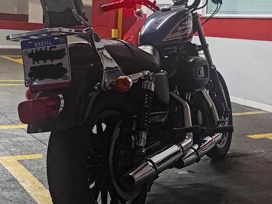 HARLEY-DAVIDSON-SPORTSTER XL 883 R HARLEY-DAVIDSON-SPORTSTER XL 883 R-2009