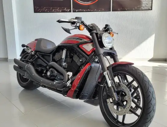 HARLEY-DAVIDSON V-ROD MUSCLE 