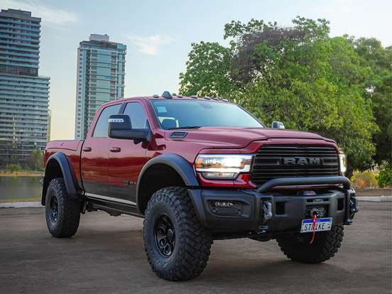 RAM-2500-6.7 I6 TURBO DIESEL LARAMIE CD 4X4 AUTOMÁTICO RAM-2500-2023