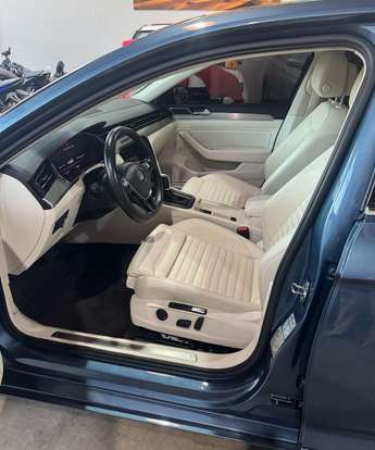 VOLKSWAGEN-PASSAT-2.0 16V TSI BLUEMOTION GASOLINA HIGHLINE 4P DSG VOLKSWAGEN-PASSAT-2018