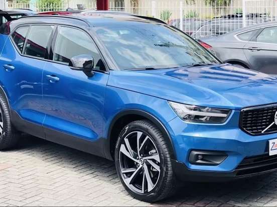 VOLVO-XC40-2.0 T5 GASOLINA R-DESIGN AWD GEARTRONIC VOLVO-XC40-2020