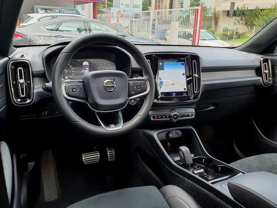 VOLVO-XC40-2.0 T5 GASOLINA R-DESIGN AWD GEARTRONIC VOLVO-XC40-2020