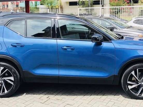 VOLVO-XC40-2.0 T5 GASOLINA R-DESIGN AWD GEARTRONIC VOLVO-XC40-2020
