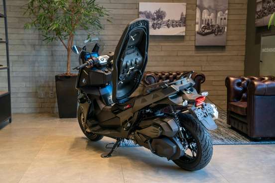 BMW-C 400 X-2025