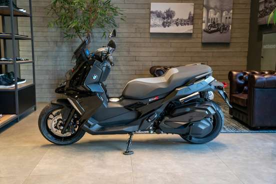 BMW-C 400 X-2025