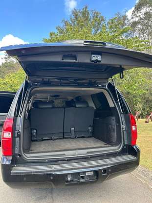 CHEVROLET-SUBURBAN-2009