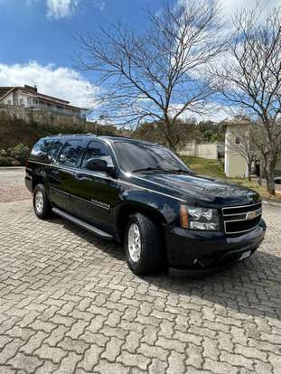 CHEVROLET-SUBURBAN-2009