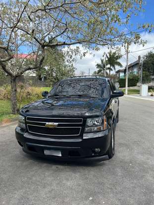 CHEVROLET-SUBURBAN-2009