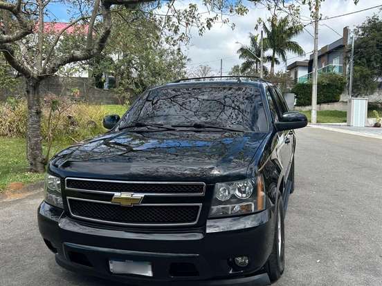 CHEVROLET-SUBURBAN-5.3 LT V8 4X4 GASOLINA 4P AUTOMÁTICO CHEVROLET-SUBURBAN-2009