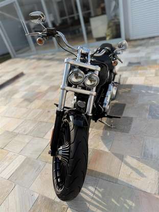 HARLEY-DAVIDSON-SOFTAIL BREAKOUT-2017