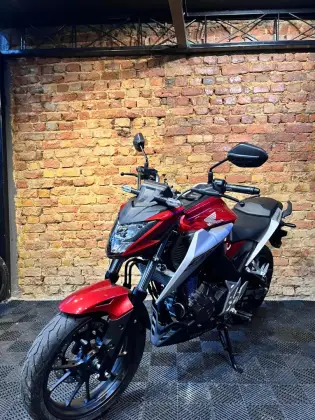 HONDA CB 300F TWISTER CBS HONDA CB 300F TWISTER CBS