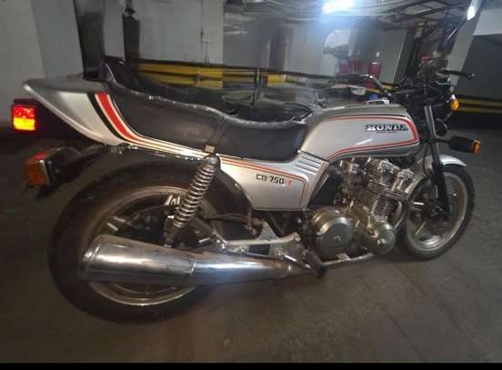 HONDA-CB 750K-1979