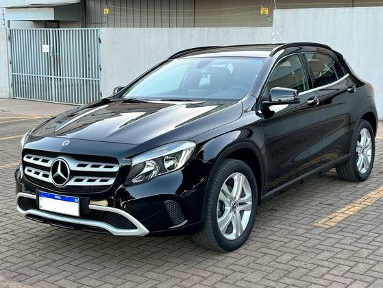 Imagem de MERCEDES-BENZ GLA 200 1.6 CGI FLEX STYLE 7G-DCT