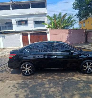 NISSAN-SENTRA-2014