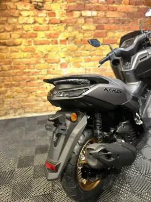 YAMAHA-NMAX CONNECTED 160 ABS-2025