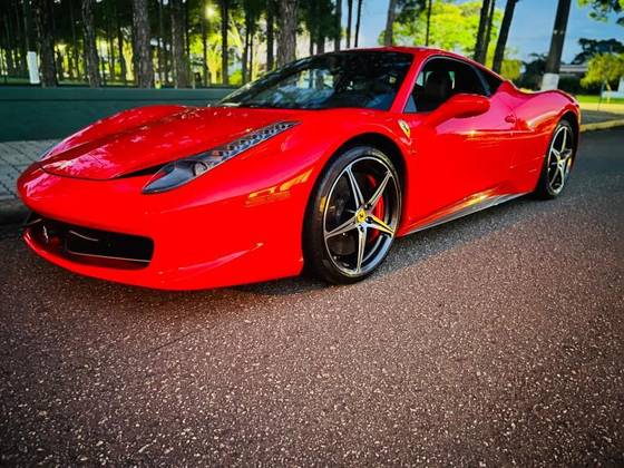 Ferrari 458-italia 4.5 v8 gasolina f1 dct: Carros usados