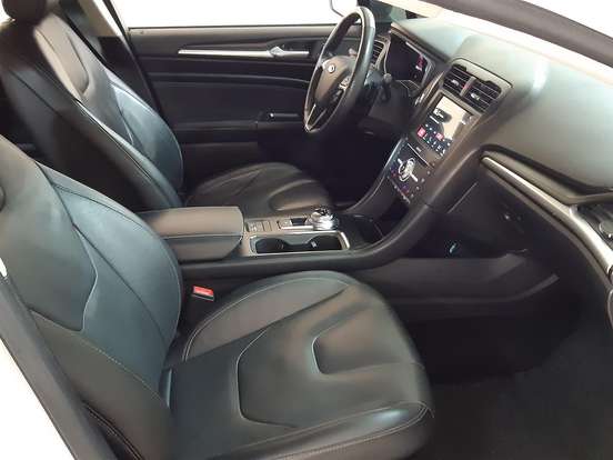 FORD-FUSION-2.0 SEL 16V GASOLINA 4P AUTOMÁTICO FORD-FUSION-2017