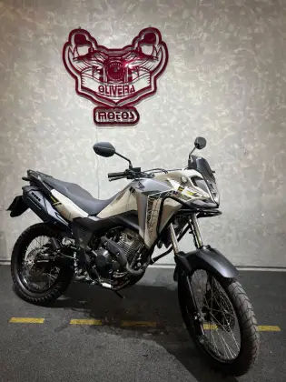 HONDA XRE 300 SAHARA ADVENTURE 