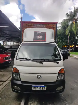 HYUNDAI HR 2.5 LONGO SEM CAÇAMBA 4X2 16V 130CV TURBO INTERCOOLER DIESEL 2P MANUAL