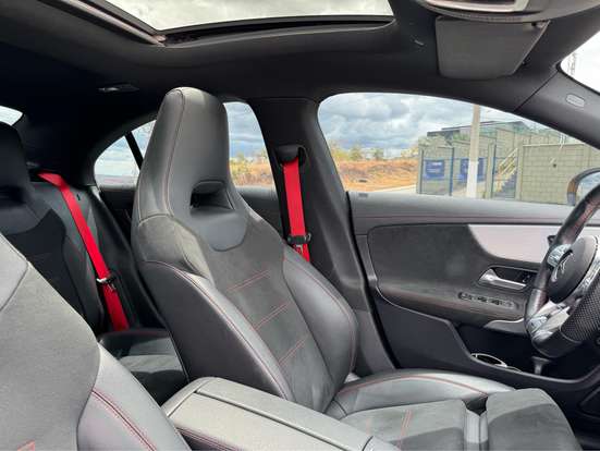 MERCEDES-BENZ-CLA 35 AMG-2.0 CGI GASOLINA 4MATIC 7G-DCT MERCEDES-BENZ-CLA 35 AMG-2022
