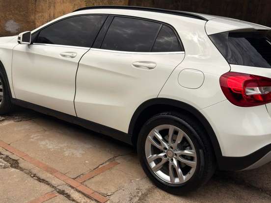 MERCEDES-BENZ-GLA 200-1.6 CGI STYLE 16V TURBO FLEX 4P AUTOMÁTICO MERCEDES-BENZ-GLA 200-2017