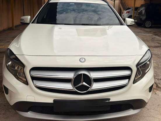 MERCEDES-BENZ-GLA 200-1.6 CGI STYLE 16V TURBO FLEX 4P AUTOMÁTICO MERCEDES-BENZ-GLA 200-2017
