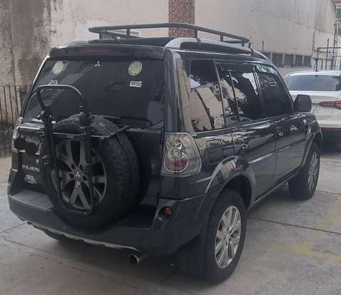 MITSUBISHI-PAJERO TR4-2.0 4X4 16V 140CV FLEX 4P AUTOMÁTICO MITSUBISHI-PAJERO TR4-2010