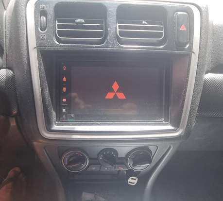 MITSUBISHI-PAJERO TR4-2.0 4X4 16V 140CV FLEX 4P AUTOMÁTICO MITSUBISHI-PAJERO TR4-2010