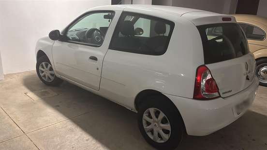 RENAULT-CLIO-2014