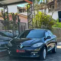 RENAULT FLUENCE 2.0 DYNAMIQUE PLUS 16V FLEX 4P AUTOMÁTICO RENAULT FLUENCE 2.0 DYNAMIQUE PLUS 16V FLEX 4P AUTOMÁTICO