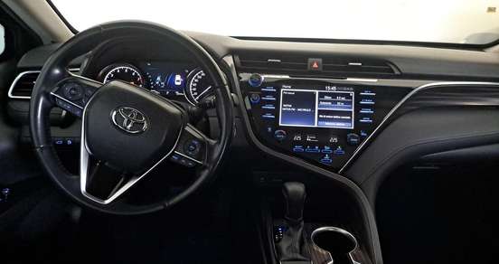 TOYOTA-CAMRY-2018