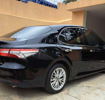 TOYOTA-CAMRY-2018