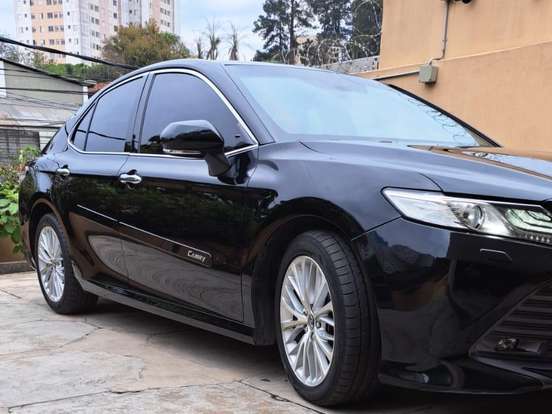 TOYOTA-CAMRY-3.5 XLE V6 24V GASOLINA 4P AUTOMÁTICO TOYOTA-CAMRY-2018