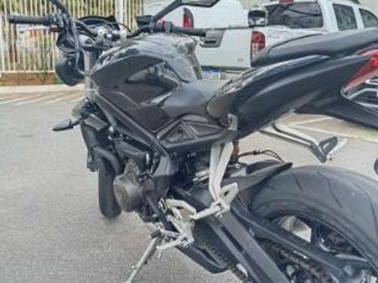 TRIUMPH-STREET TRIPLE 765 S TRIUMPH-STREET TRIPLE 765 S-2019