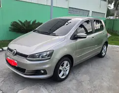 VOLKSWAGEN FOX 1.0 MI COMFORTLINE 8V FLEX 4P MANUAL VOLKSWAGEN FOX 1.0 MI COMFORTLINE 8V FLEX 4P MANUAL