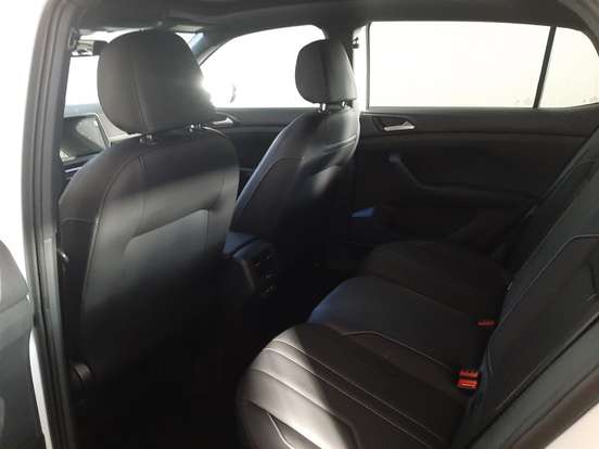 VOLKSWAGEN-T-CROSS-1.4 250 TSI TOTAL FLEX HIGHLINE AUTOMÁTICO VOLKSWAGEN-T-CROSS-2025