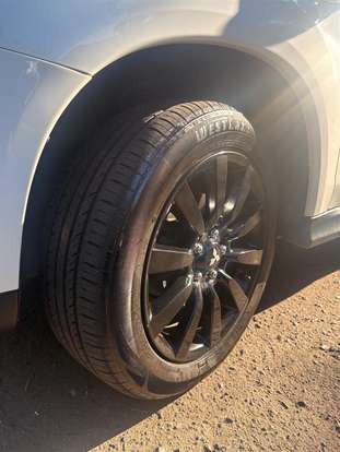 MITSUBISHI-ASX-2014