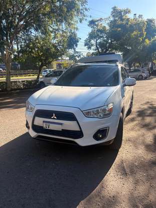 MITSUBISHI-ASX-2014