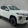 MITSUBISHI L200 TRITON 2.4 16V TURBO DIESEL SPORT HPE CD 4P 4X4 AUTOMÁTICO MITSUBISHI L200 TRITON 2.4 16V TURBO DIESEL SPORT HPE CD 4P 4X4 AUTOMÁTICO